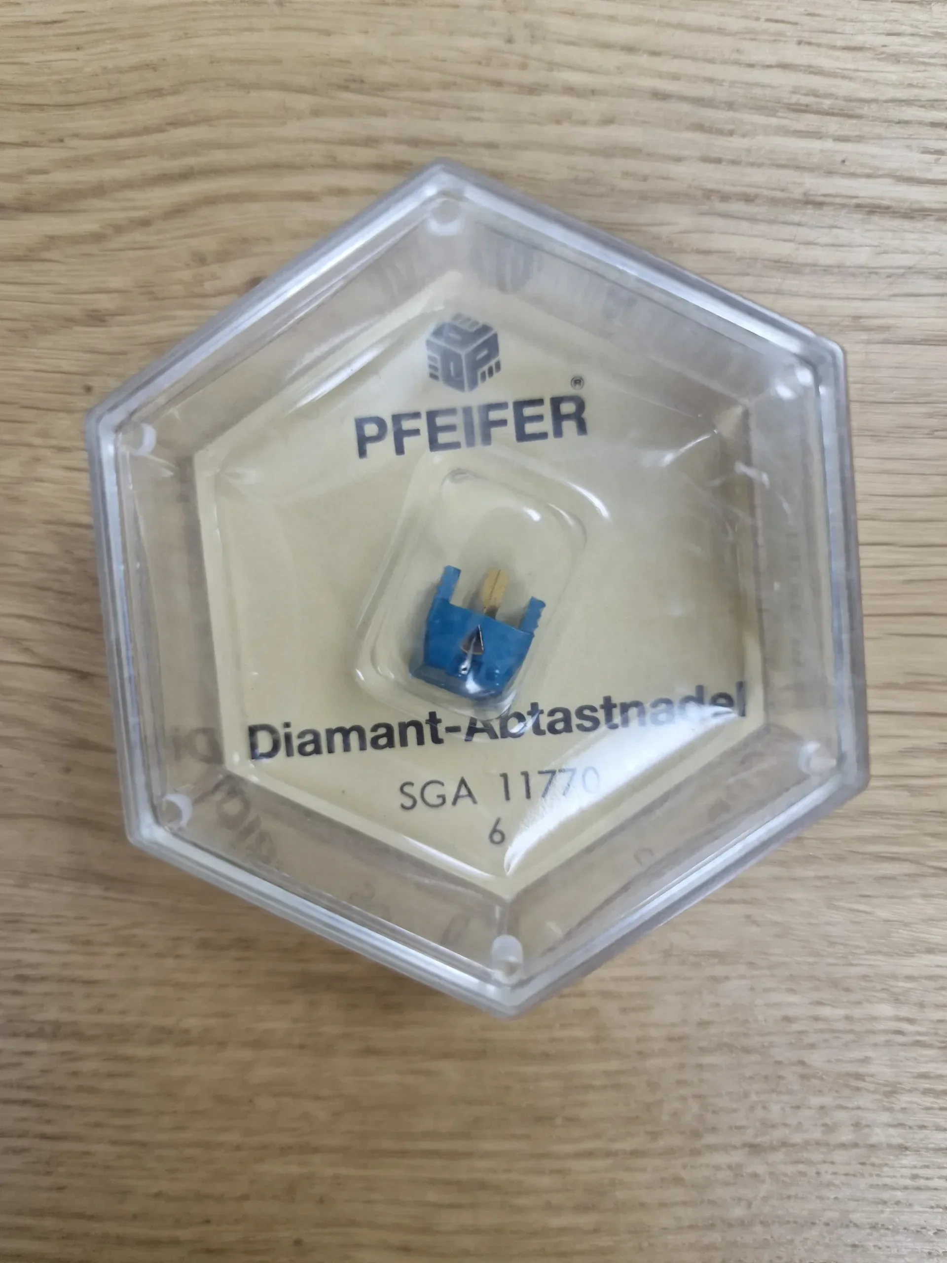 Pfeifer Diamant-Abtastnadel SGA 11770 in originaler sechseckiger Klarsichtbox