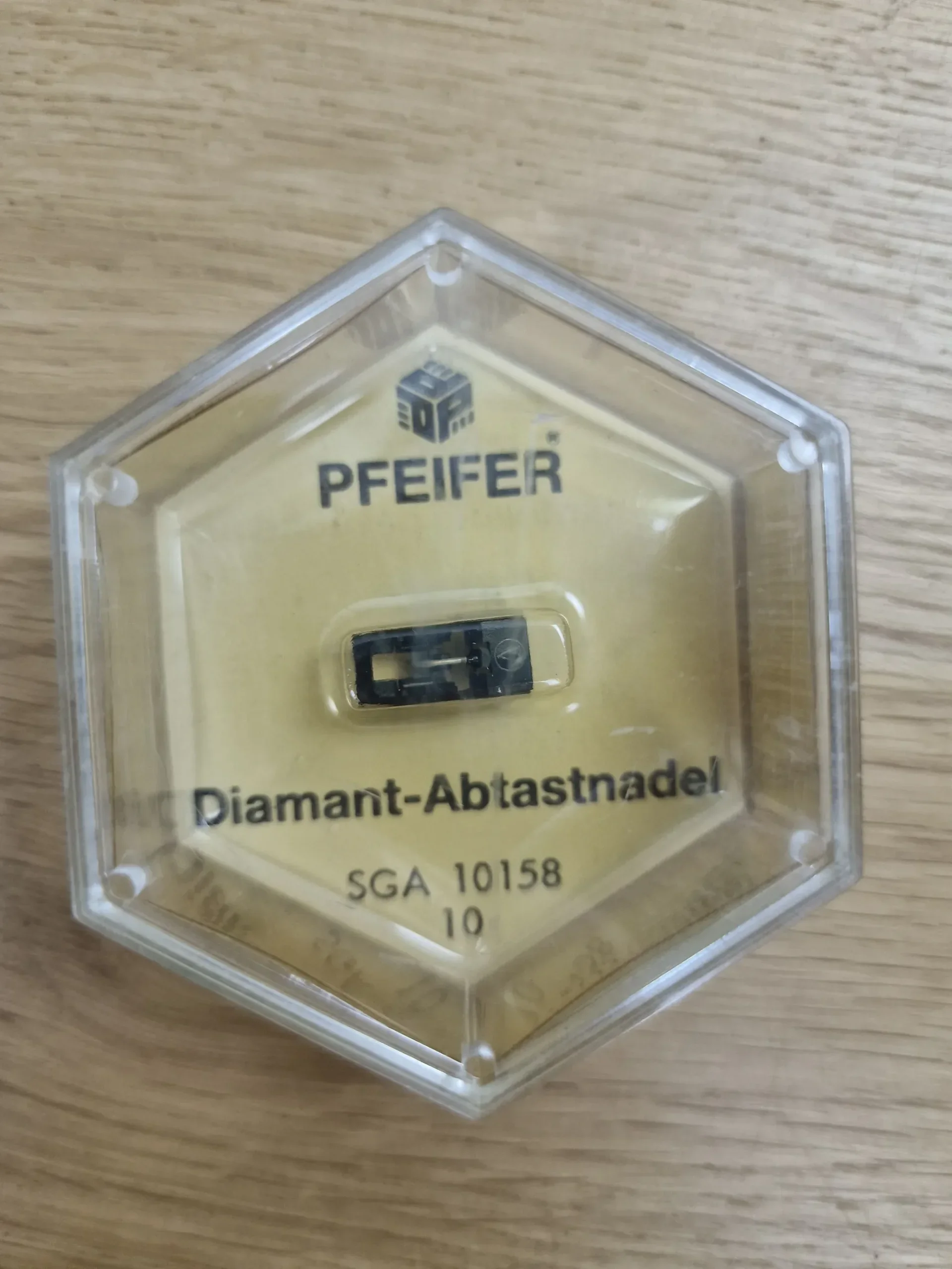 Pfeifer Diamant-Abtastnadel SGA 10158 in transparenter Hexagon-Verpackung