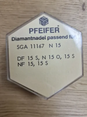 Rückseite der Pfeifer Verpackung mit Kompatibilitätsangaben für N 15, DF 15 S und NF 15
