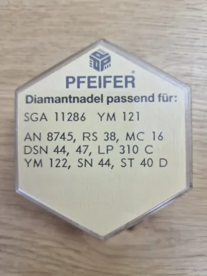 Rückseite der Pfeifer Verpackung mit Liste passender Plattenspielernadel-Modelle