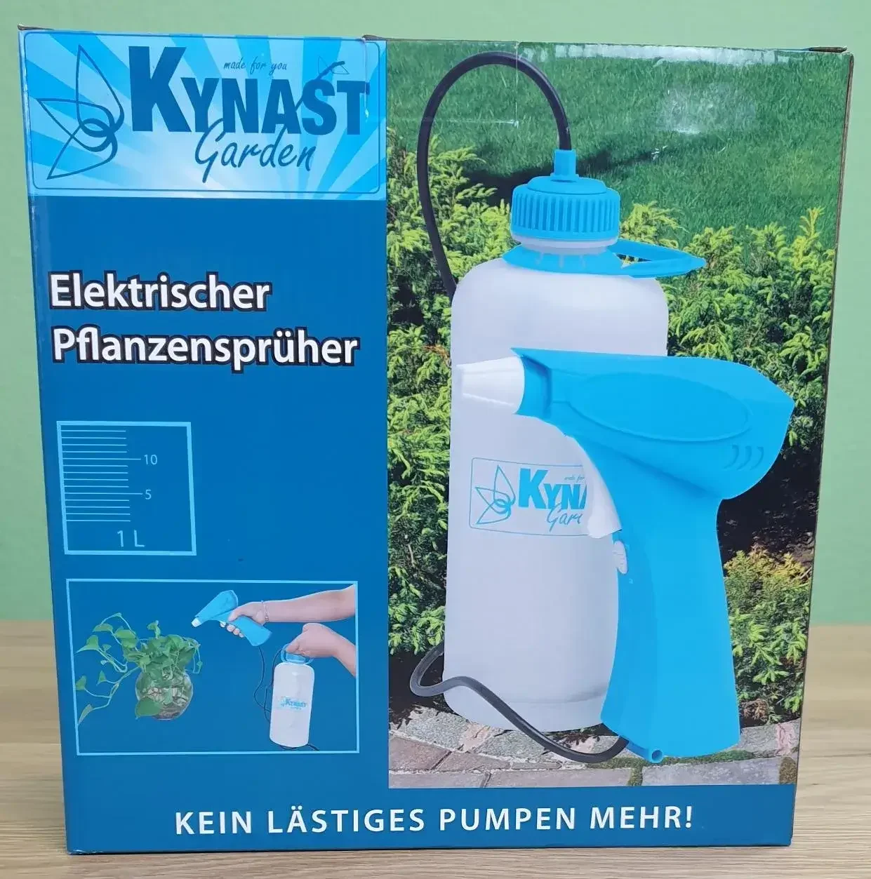 Der Kynast elektrischer Pflanzensprüher in seiner Verpackung von vorn.