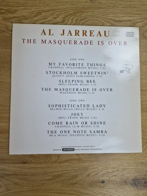 Rückseite der Vinyl Hülle Al Jarreau - The Masquerade Is Over mit Songtiteln und Spieldauern