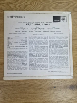 Rückseite der West Side Story Schallplattenhülle mit Trackliste, Songtiteln und Linernotes