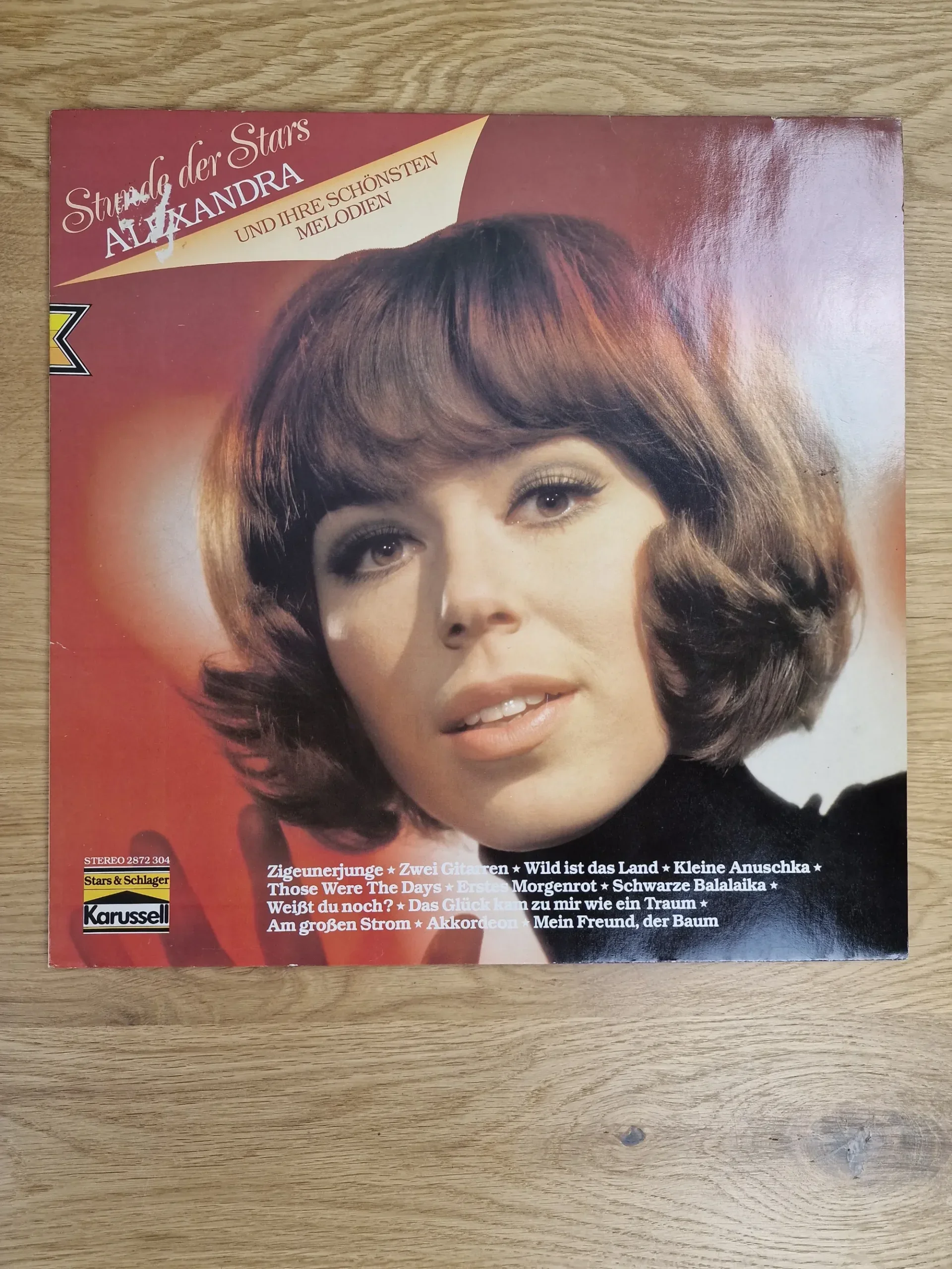 Vorderseite der Vinyl LP Cover von Alexandra - Stunde der Stars und ihre schönsten Melodien