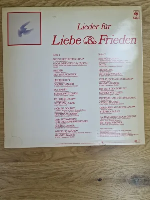 Rückseite des Vinyl-Covers Lieder für Liebe und Frieden mit Titelliste und CBS Logo