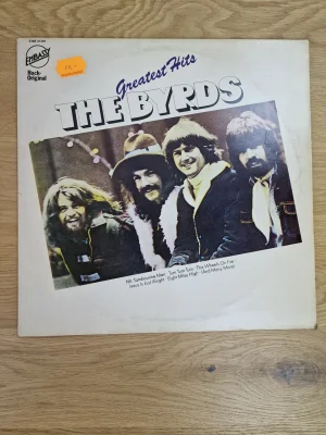 Vorderseite des Vinyl-Schallplatten-Covers 'The Byrds Greatest Hits' von Embassy Records