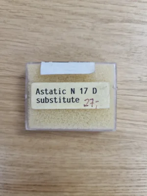 Verpackungsetikett der Astatic N 17 D substitute Tonabnehmer Nadel