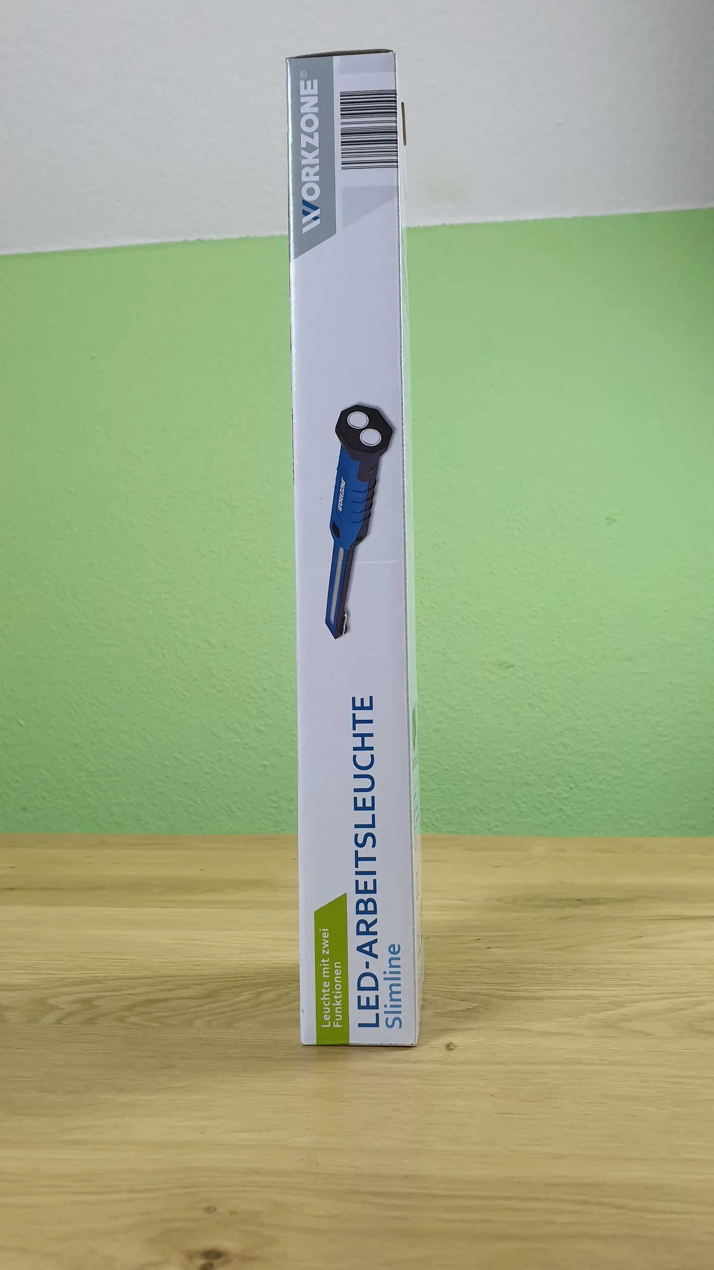 20231102_220204 Workzone LED-Arbeitsleuchte Slimline von Seite 1