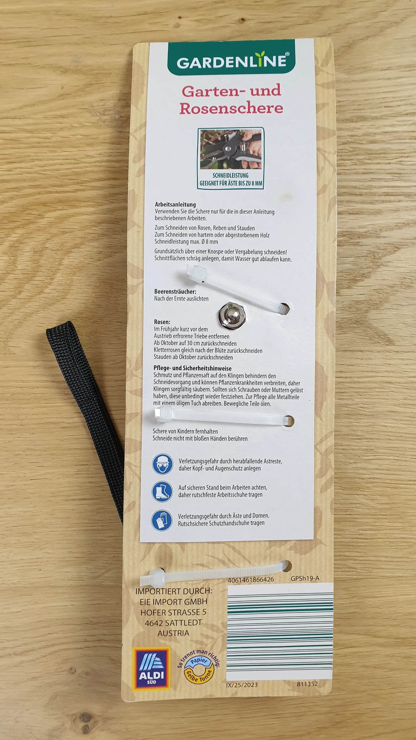 Gardenline Garten- und Rosenschere von hinten