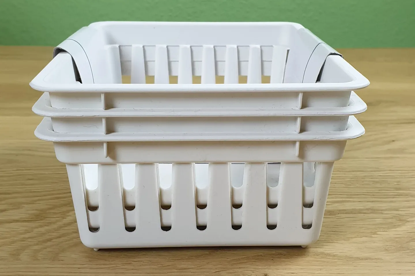 Aufbewahrungskorb-seite Kleiner Aufbewahrungskorb von der ersten Seite