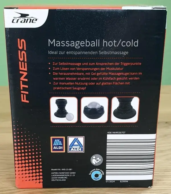 Der crane Massageball hot / cold in seiner Verpackung von der Seite 2.