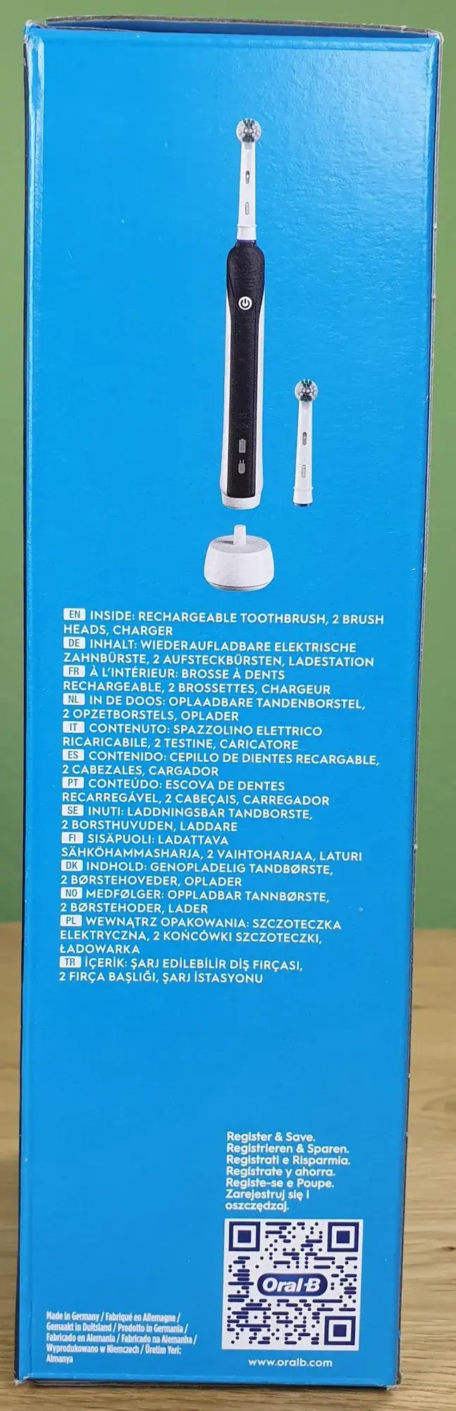Oral B PRO 1 Easy Clean designed by BRAUN