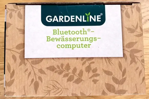 Gardenline Bluetooth-Bewässerungscompputer mit App Steuerung in seiner Verpackung von oben