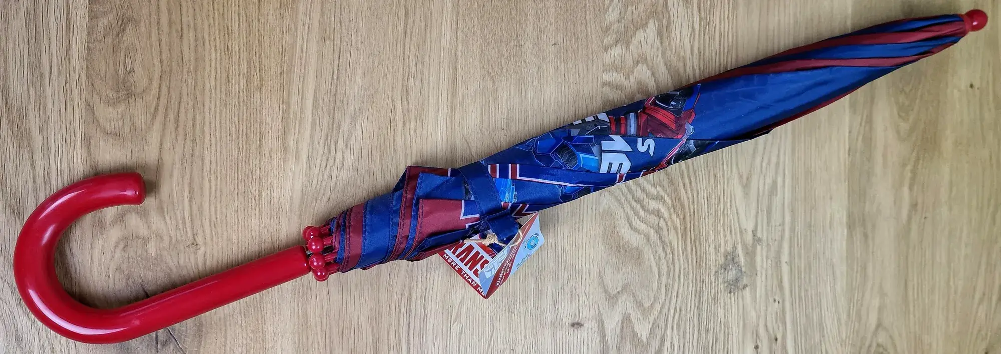 Kinderregenschirm Transformers zusammen von unten