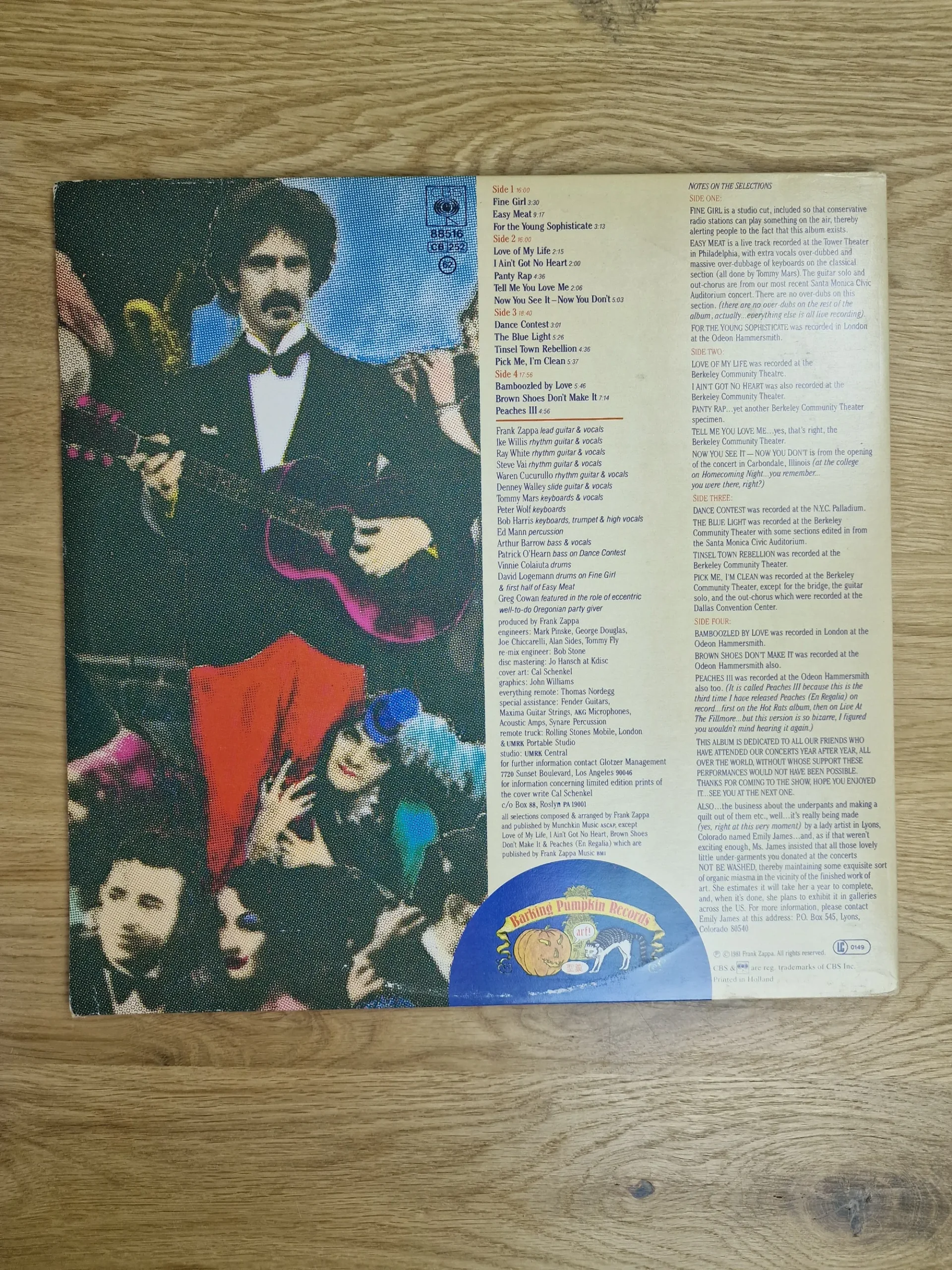 Rückseite des Album-Covers Frank Zappa Tinseltown Rebellion mit Tracklist und Line-Up Credits