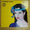 Vorderseite des Vinyl-Schallplatten-Covers Exposed von Schneider With The Kick mit Helen Schneider Illustration und Auszeichnungssticker