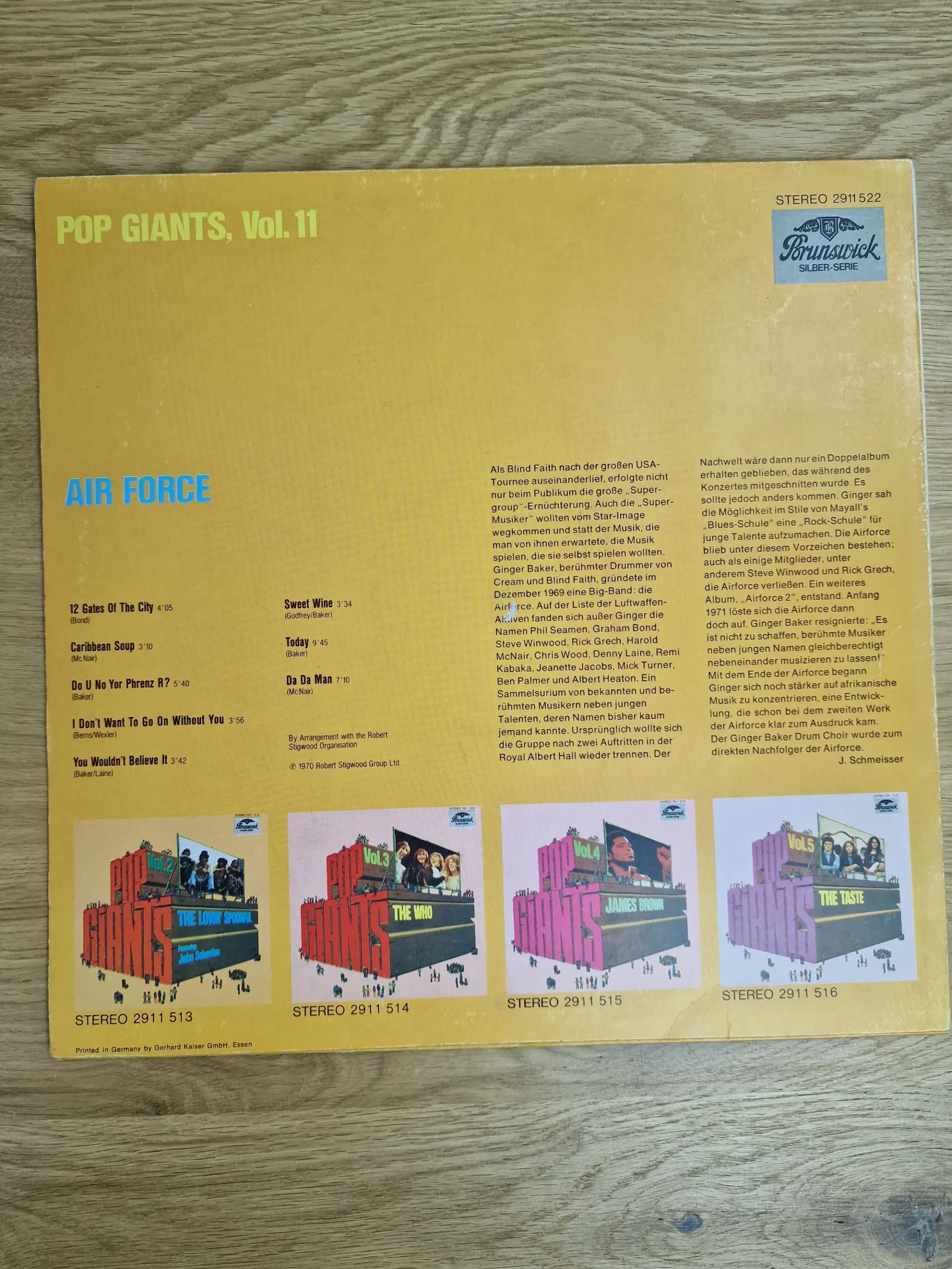 Rückseite der Schallplatte Pop Giants Vol. 11 mit Titelliste, Besetzungsinformationen und Album-Vorschauen