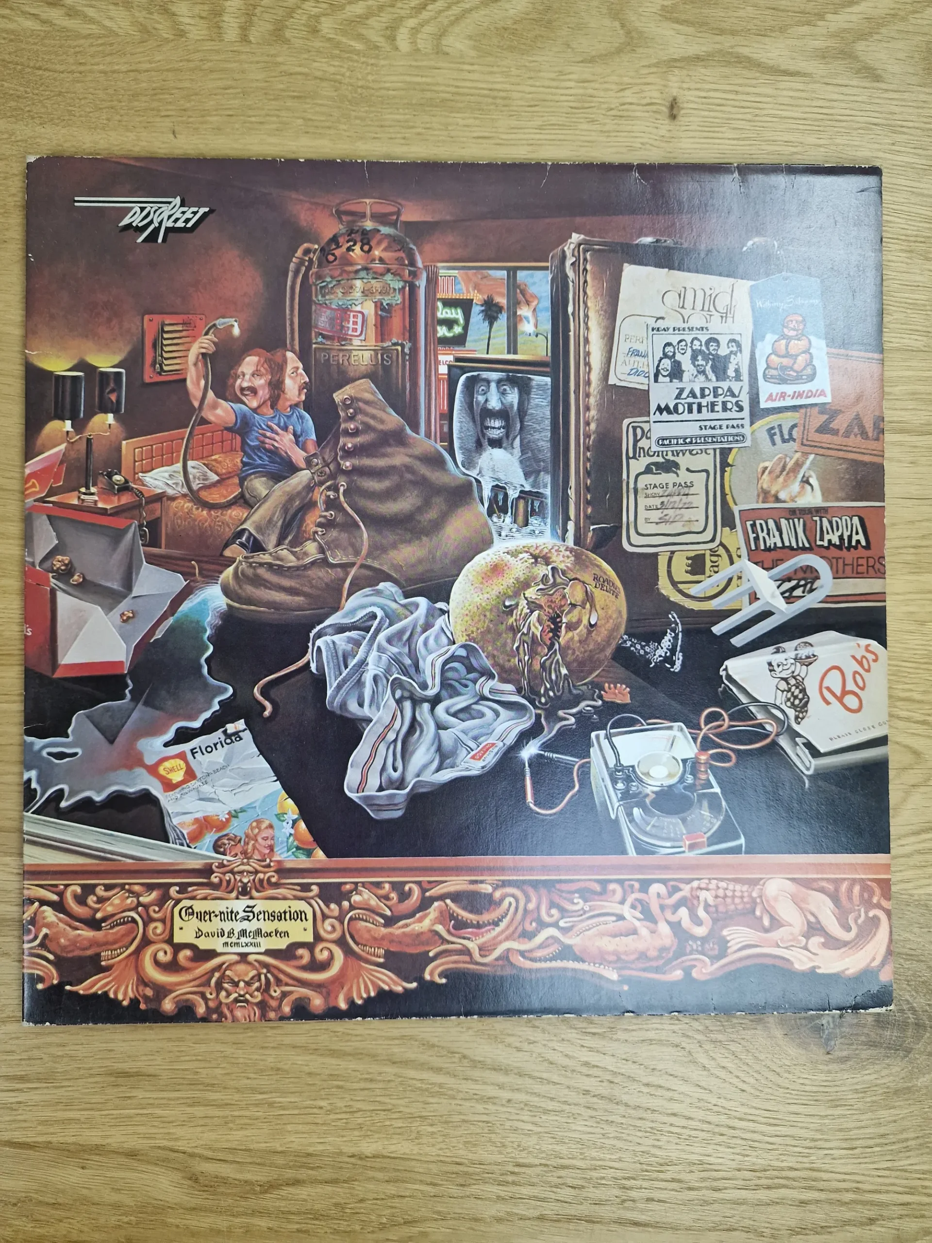Vorderseite des Vinyl-Albumcovers Over-Nite Sensation von Frank Zappa and The Mothers