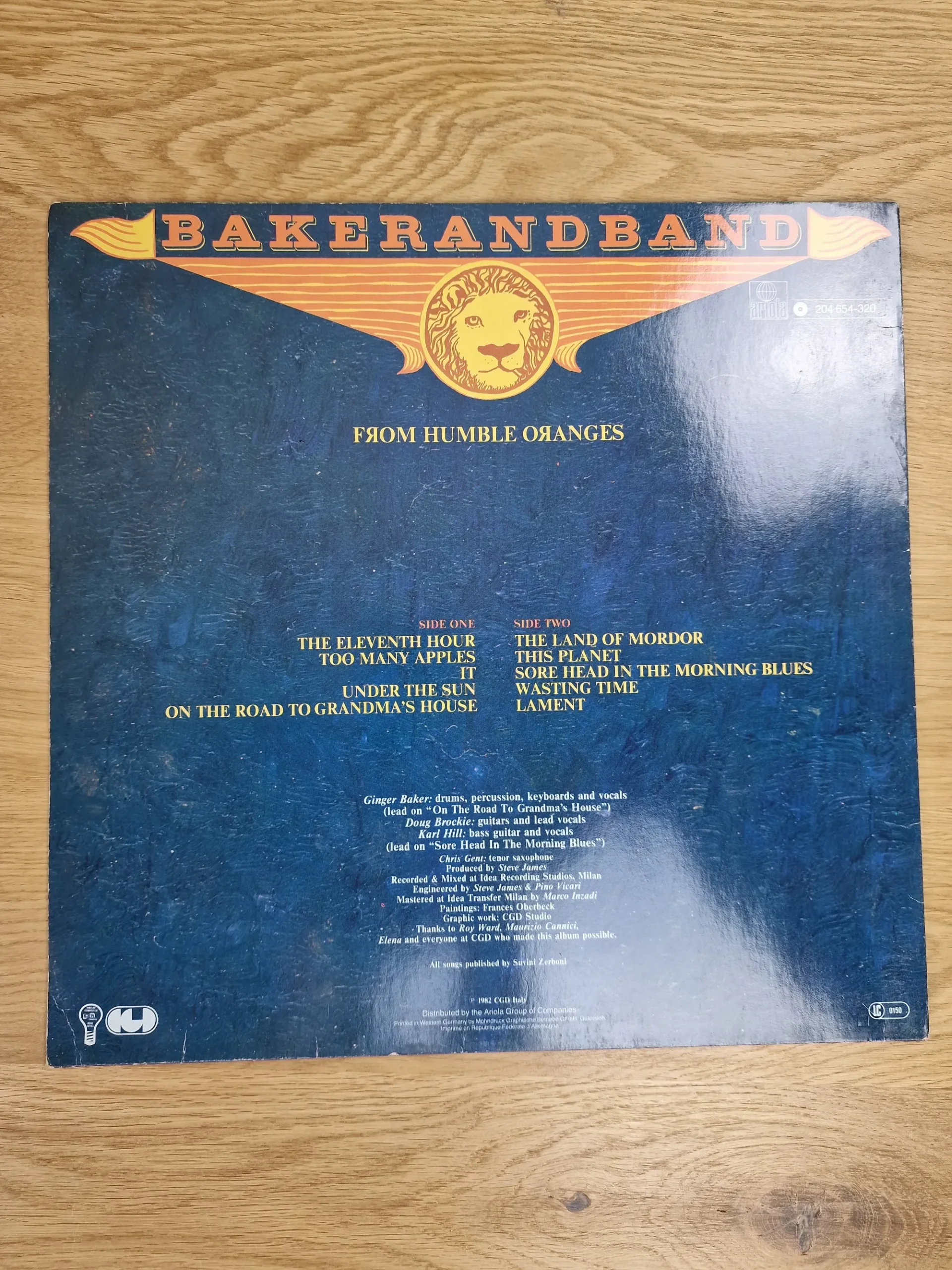 baker-and-band-from-humble-oranges-vinyl-lp-backcover Rückseite des Albumcovers von Baker and Band - From Humble Oranges mit Trackliste und Line-up Credits