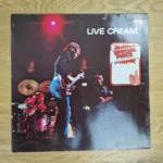 Vorderseite der Live Cream Vinyl Schallplatte von Cream mit Band-Konzertfoto