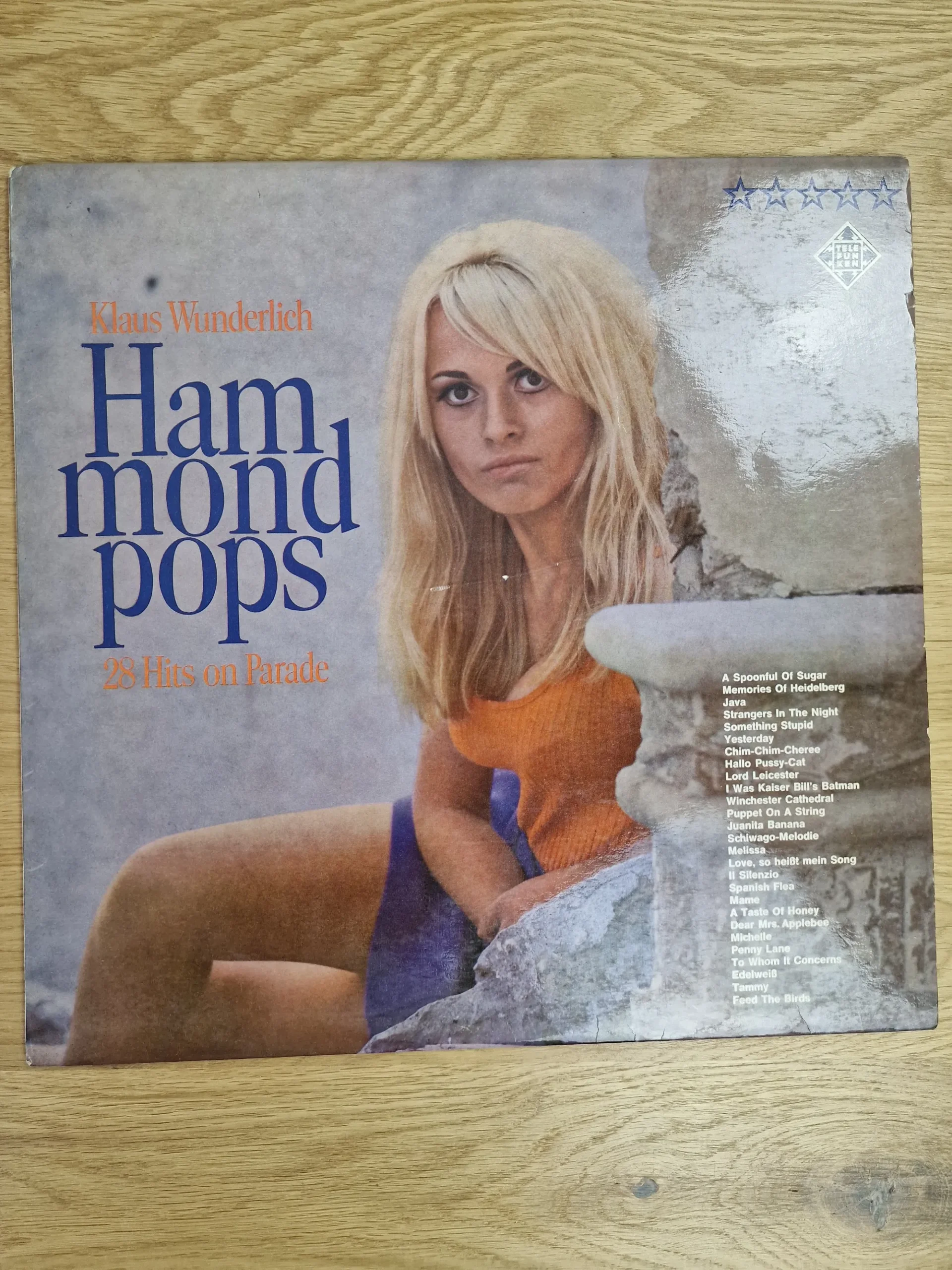 Vorderseite des Schallplatten-Covers Hammond Pops 28 Hits on Parade von Klaus Wunderlich