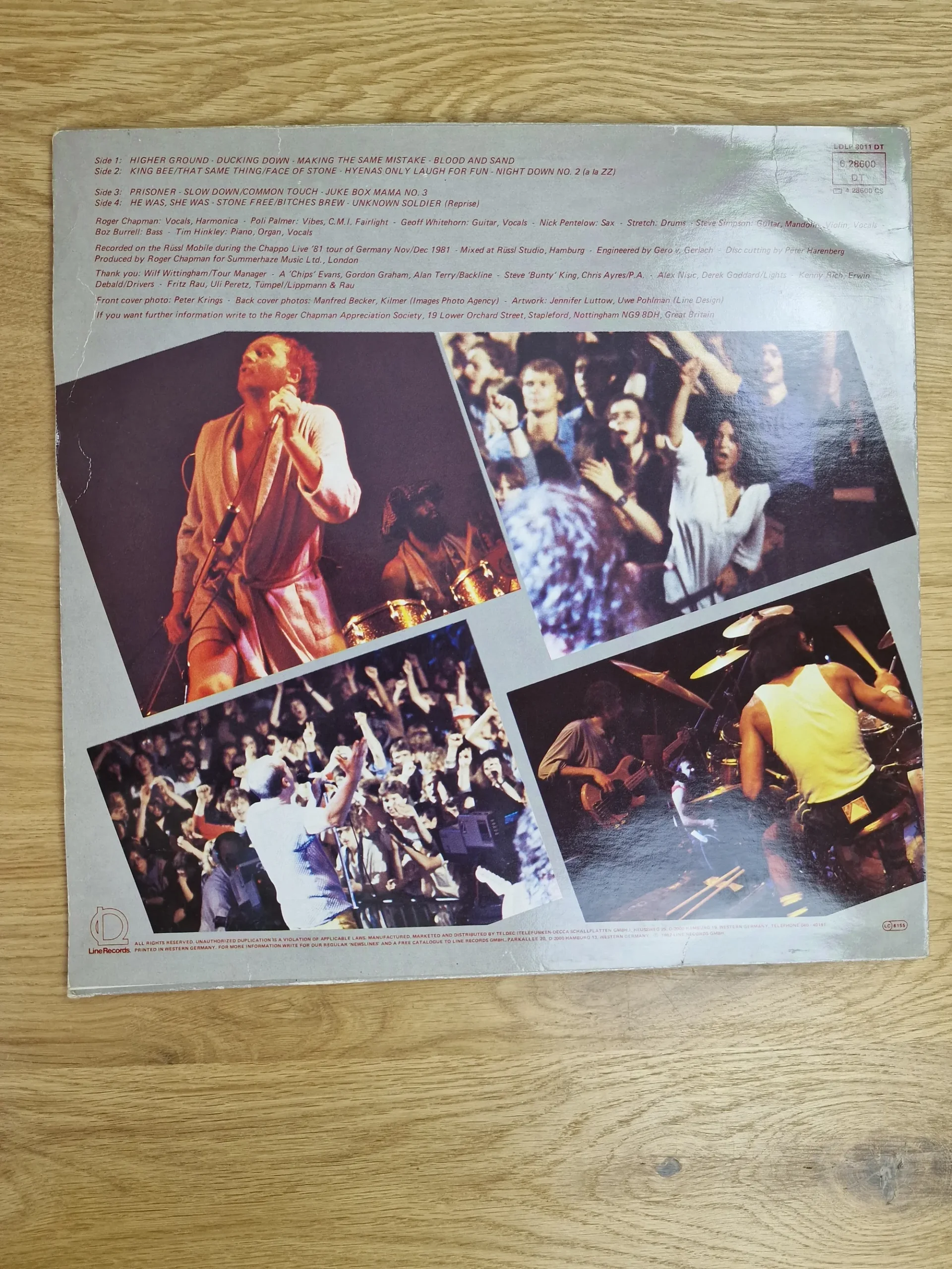 roger-chapman-the-shortlist-he-was-she-was-2lp-backcover Rückseite der Vinyl-Hülle mit Tracklist und Live-Fotos von Roger Chapman And The Shortlist