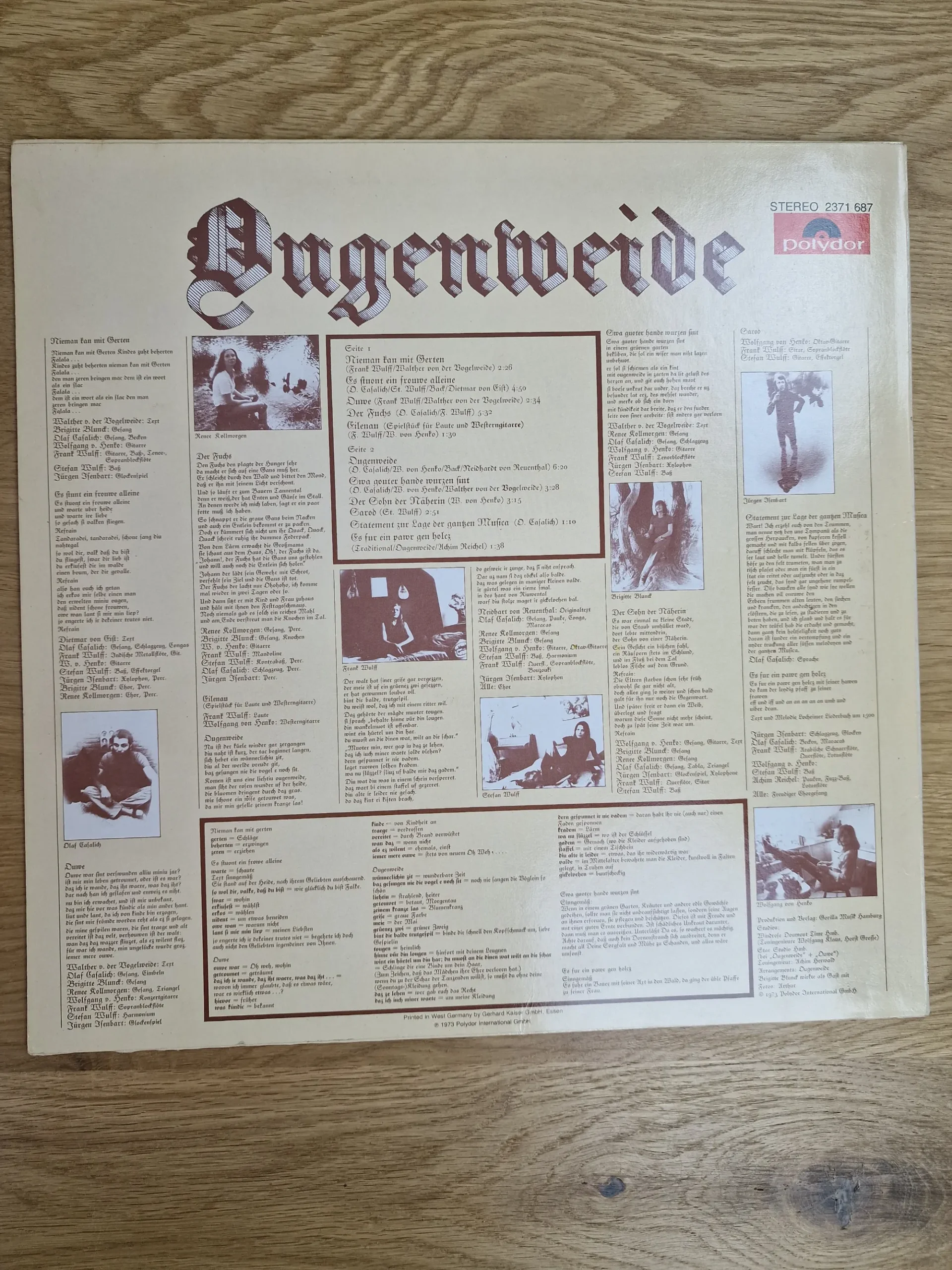 ougenweide-debuet-album-vinyl-lp-rueckseite-tracklist Rückseite des Ougenweide Vinyl-Covers mit Titelliste, Songtexten und Fotos der Bandmitglieder