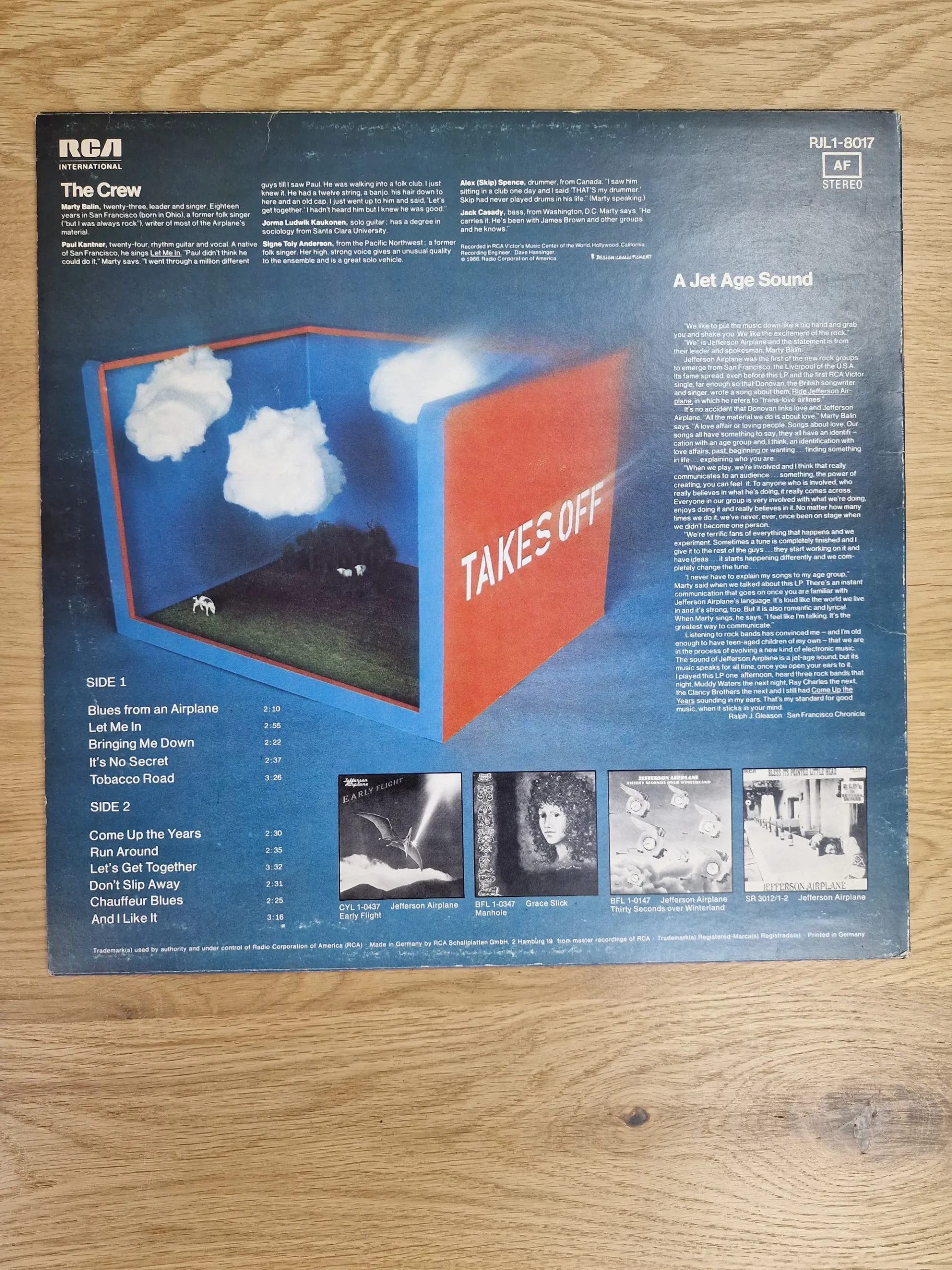 Jefferson Airplane Takes Off Album Rückseite mit Trackliste, Bandmitgliedern und Liner Notes