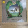 Vorderseite des Vinyl-Covers Barclay James Harvest Gone To Earth mit Eulen-Motiv