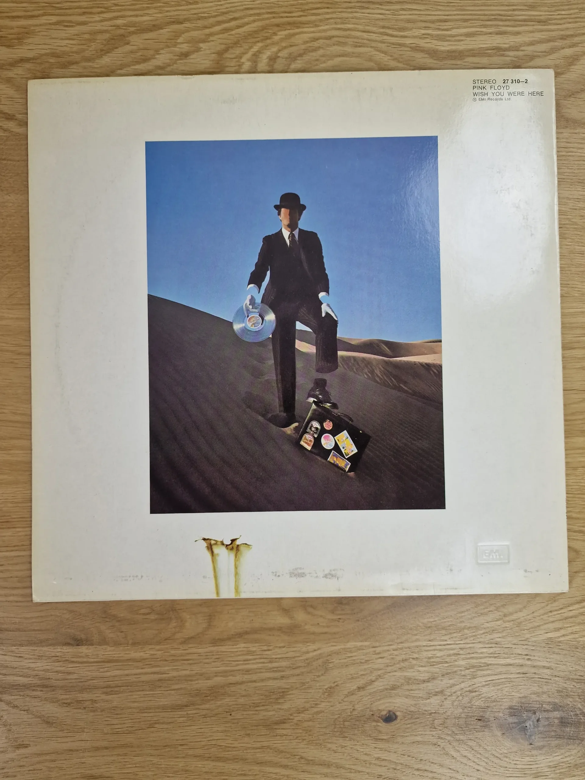 pink-floyd-wish-you-were-here-vinyl-club-sonderauflage-back Rückseite des Schallplatten-Covers Pink Floyd Wish You Were Here mit Wüsten-Motiv und Katalognummer