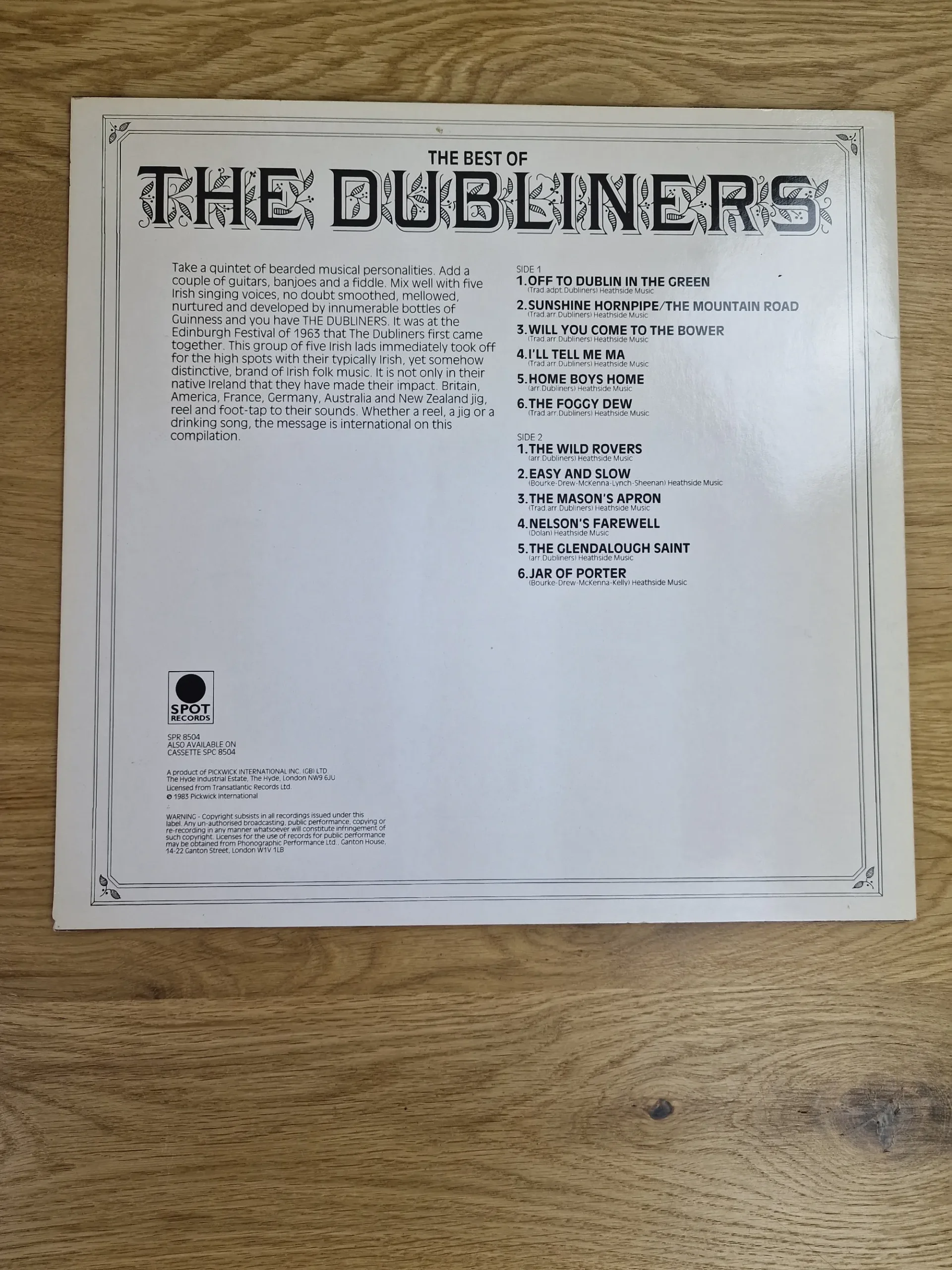 the-dubliners-the-best-of-vinyl-cover-rueckseite-tracklist Rückseite der Schallplatte The Best of The Dubliners mit Trackliste und Songtiteln