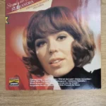 Vorderseite der Vinyl LP Cover von Alexandra - Stunde der Stars und ihre schönsten Melodien