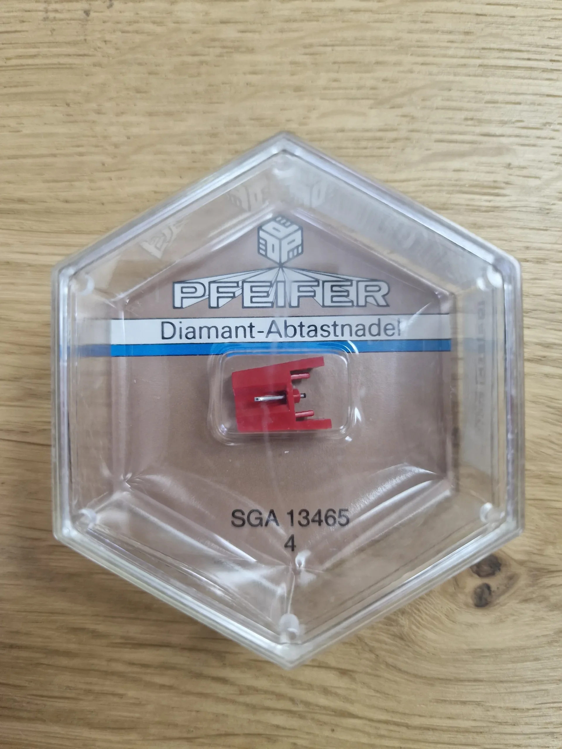 Pfeifer Diamant-Abtastnadel SGA 13465 in sechseckiger Klarsichtbox mit rotem Stylus
