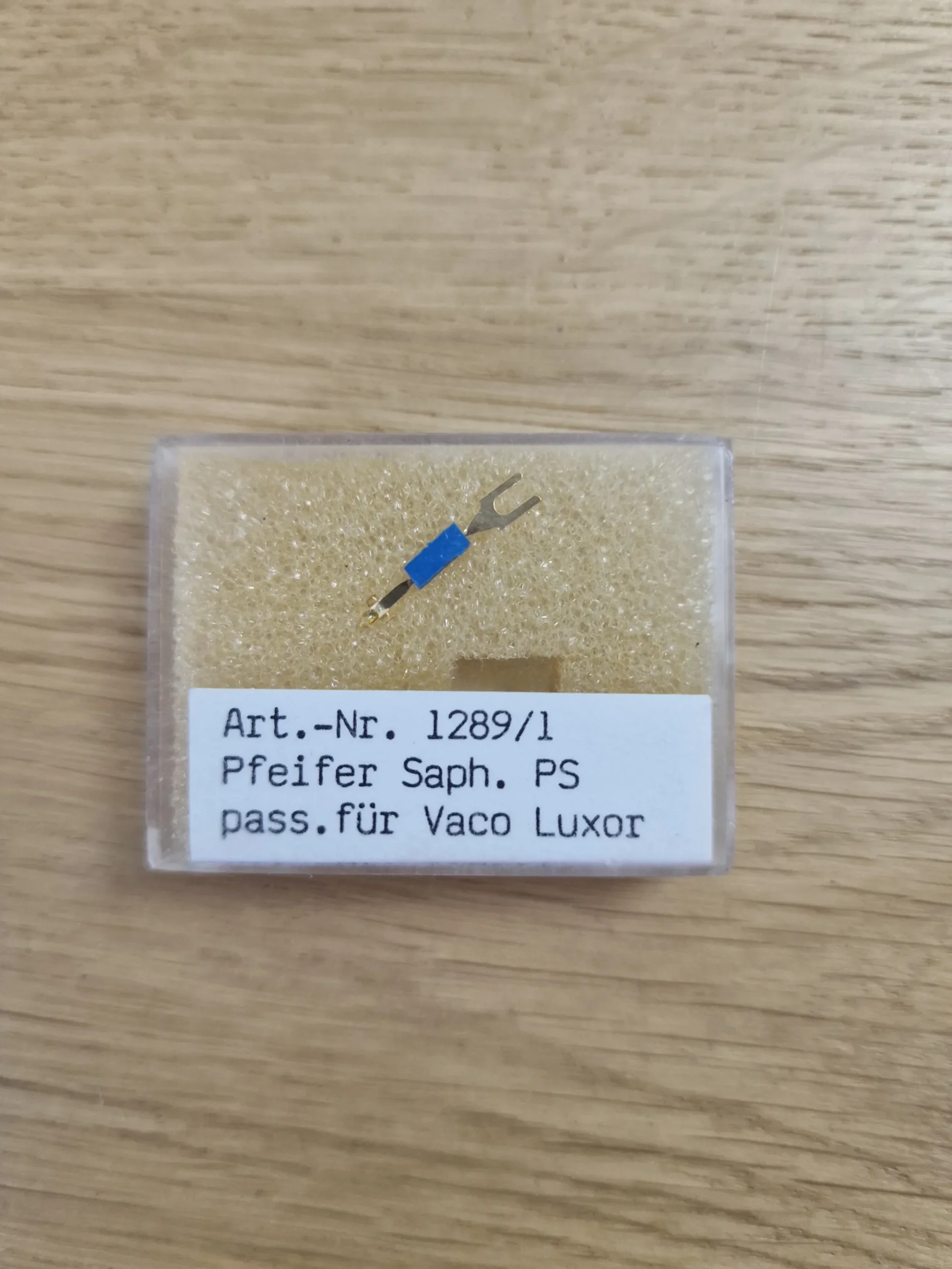 Pfeifer Saphir Tonabnehmernadel Art. Nr. 1289/1 passend für Vaco Luxor in Schutzbox