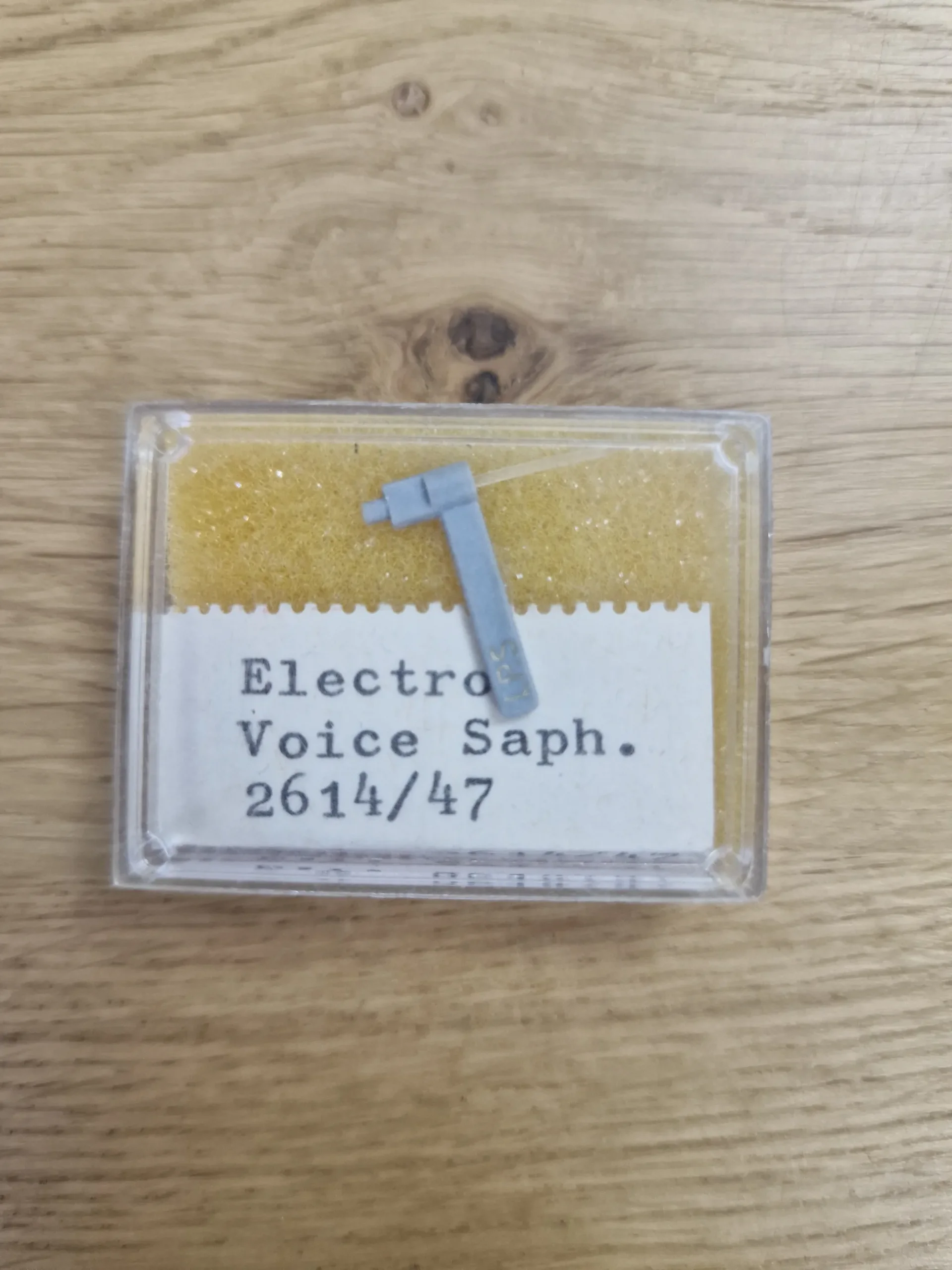 Electro Voice Saphir Ersatznadel Modell 2614/47 im Klarsichtkästchen